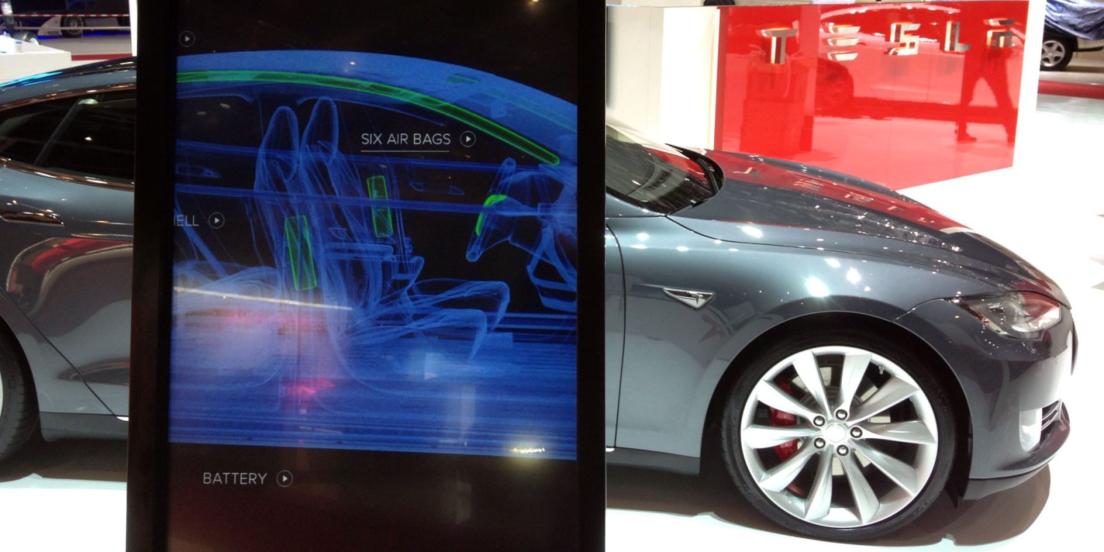 Tesla says self-driving startup Zoox stole logistic secrets, sues former employees