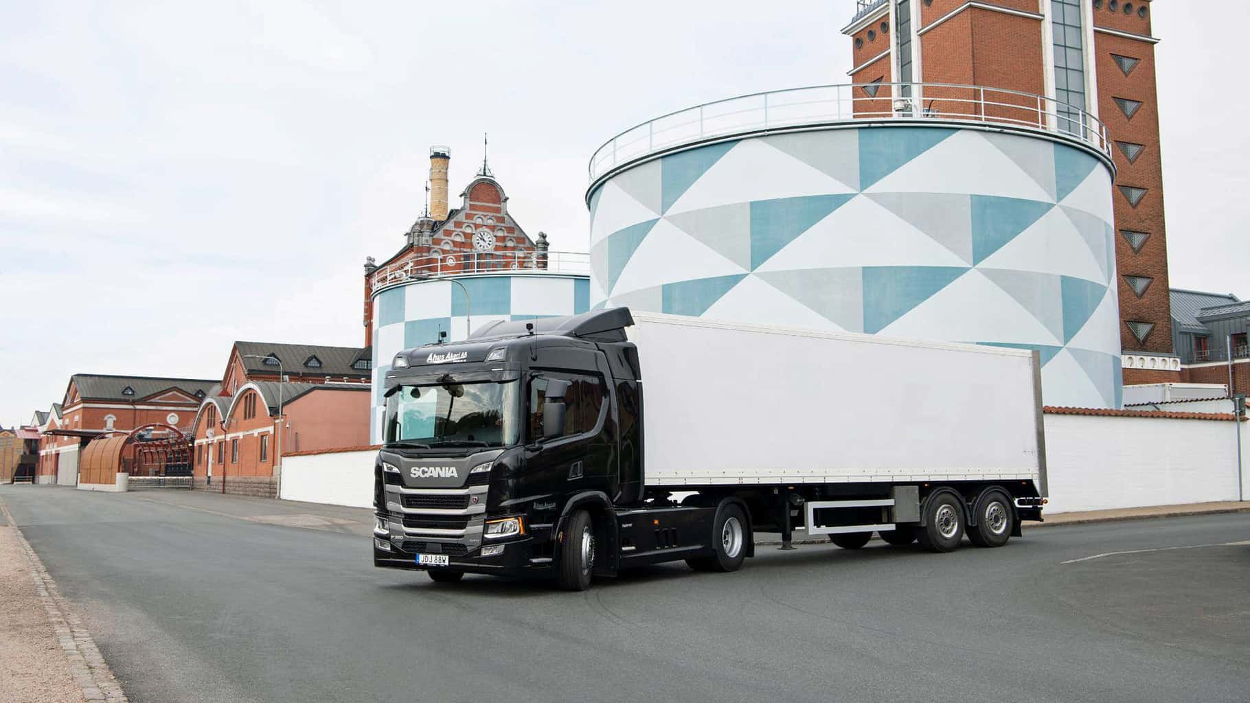 RIO democratizes digitalization by supporting small logistics companies