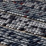 Retail inventories remain high despite automakers taking production cuts