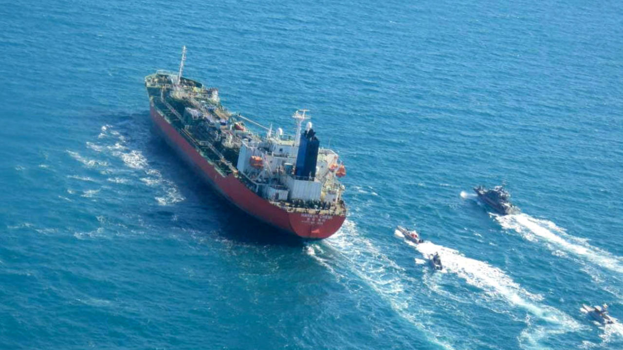 Crew still on board seized ship despite Iran release pledge: Seoul